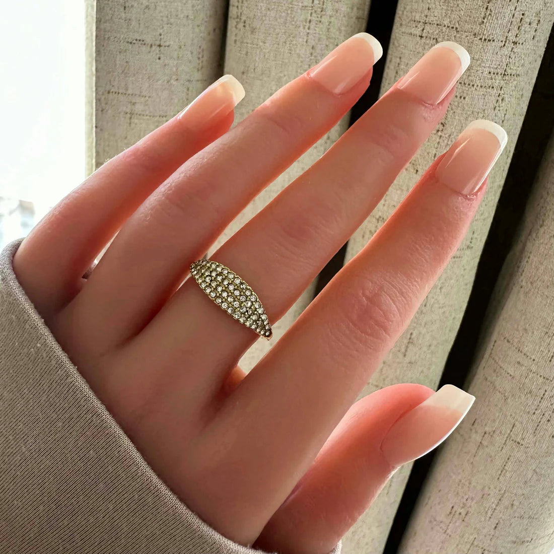 Cleo Ring